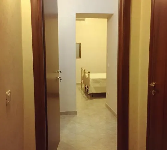 San Gaetano Bed Oda ve Kahvaltı 3*